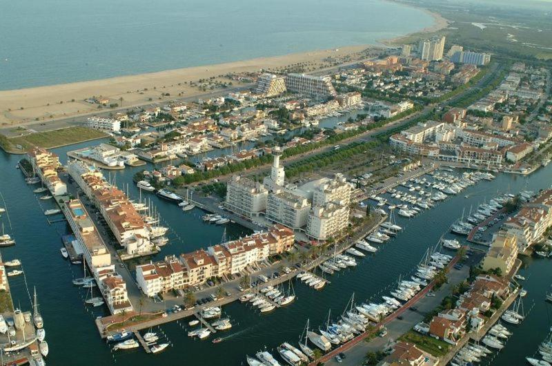 Апартаменты Club Nautic 3 Эмпуриабрава Экстерьер фото